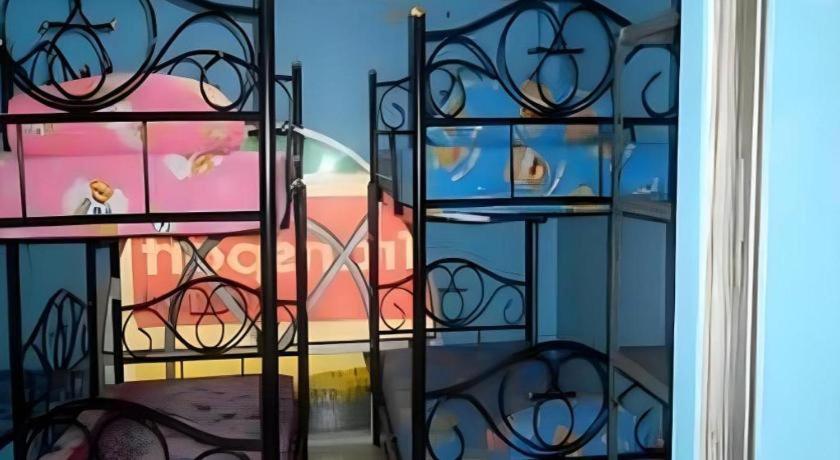 Centaur Inn Hostel Bangkok Extérieur photo