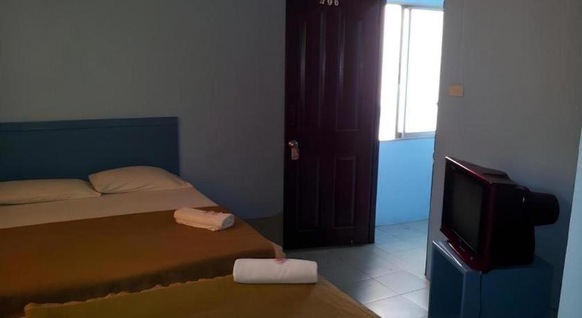 Centaur Inn Hostel Bangkok Extérieur photo